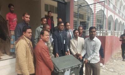 কেন্দ্রে কেন্দ্রে নির্বাচনী সরঞ্জাম, কাল ভোট