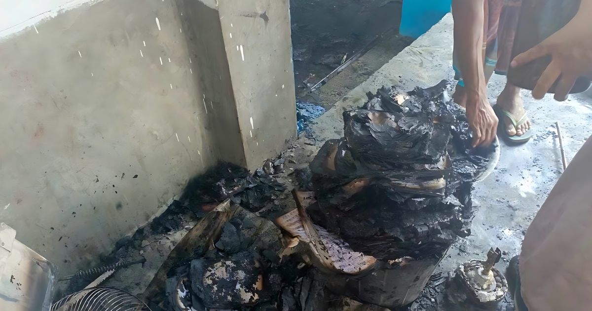 ২৫০ মাদ্রাসা শিক্ষার্থীর ট্রাঙ্ক পুড়ে ছাই