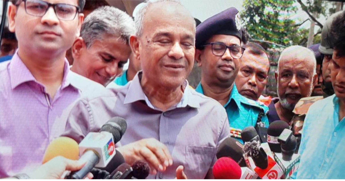 দুর্নীতিবাজরা নেই, তাই বাজারে গরুর দাম কম