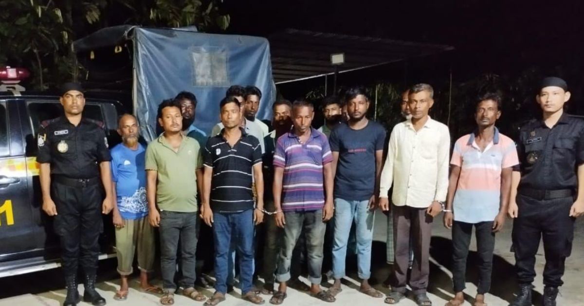 নোয়াখালী সড়কে চাঁদাবাজি: নগদ টাকাসহ গ্রেপ্তার ৩৪