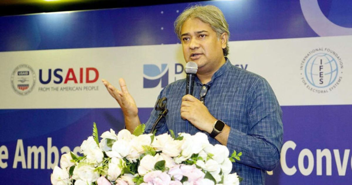শান্তি প্রতিষ্ঠায় তথ্যের সততা নিশ্চিতের অঙ্গীকার করতে হবে