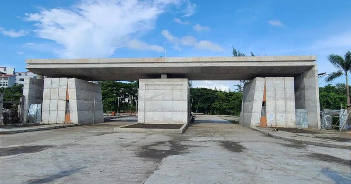 উদ্বোধন না করে অনানুষ্ঠানিকভাবে খোলা হলো বশেমুরবিপ্রবির প্রধান ফটক