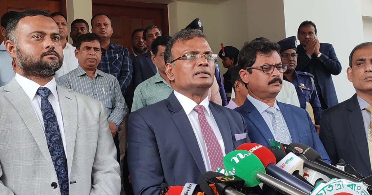 কাউকে নির্বাচনে আনা আমাদের দায়িত্ব নয়