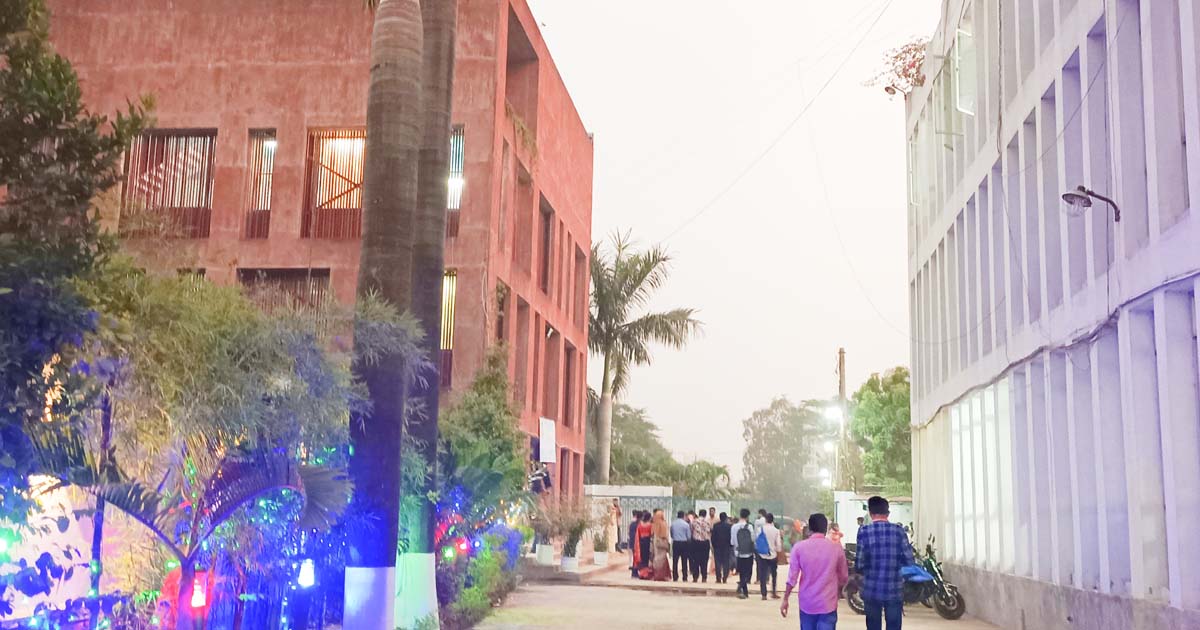 ২৮ বছরেও ডিআইইউতে স্থাপন হয়নি শহীদ মিনার