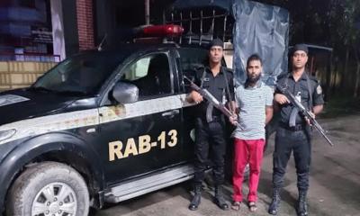 নীলফামারীতে ৫ বছরের পলাতক আসামি রনি গ্রেফতার