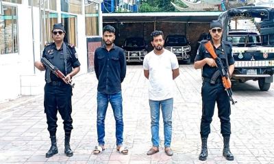 কক্সবাজারে অস্ত্রের চোরাচালানসহ চক্রের ২ সদস্য আটক