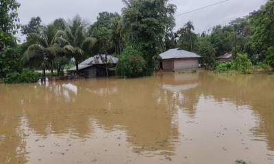 খাগড়াছড়িতে পাহাড় ধস, সহস্রাধিক পরিবার পানিবন্দি