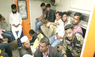 খাবারের বগিতে বিনা টিকিটের যাত্রী, ক্যাটারার্সের শাস্তি