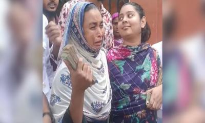 সঞ্চয়ের ২ লাখ টাকা উদ্ধার, পোশাক শ্রমিক স্বপ্নার আনন্দাশ্রু