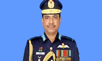 ইতালি সফরে বিমান বাহিনী প্রধান