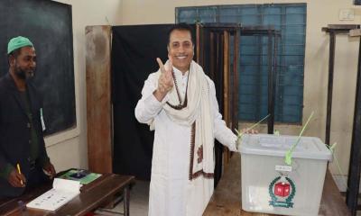 ভোট দিলেন হাশেম রেজা