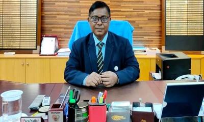 ট্রেন পরিচালকের বুদ্ধিতে যেভাবে রাবিতে পরীক্ষা দিলেন ৭০০ ভর্তিচ্ছু