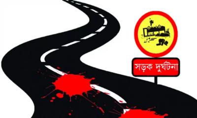 ফেনীতে সড়ক দুর্ঘটনায় পিকআপ চালক সহ নিহত-২