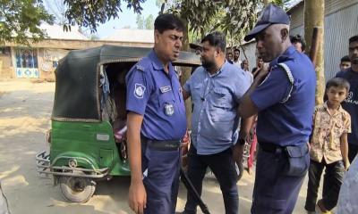মেলান্দহে ডিসি পরিচয়ে ‘চাঁদাবাজি’ করতে গিয়ে যুবক আটক