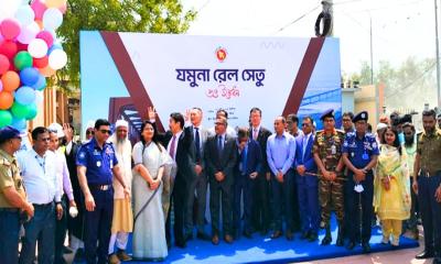 চালু হলো দেশের সর্ববৃহৎ যমুনা রেলসেতু