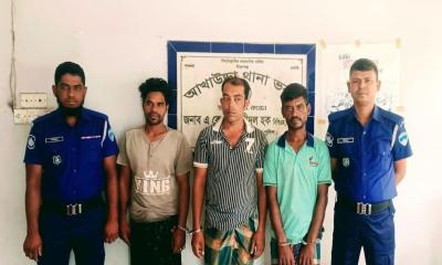 আখাউড়ায় ৩ ডাকাত গ্রেপ্তার