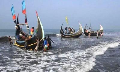 সমুদ্রে মাছ ধরায় ৫৮ দিনের নিষেধাজ্ঞা শুরু