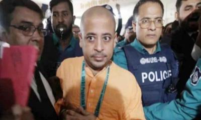 আরও ৪ মামলায় গ্রেফতার চিন্ময় দাস
