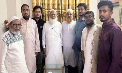 শহীদ মীর মুগ্ধর বাসায় জামায়াতের আমির