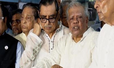 কে কোন দলের চিকিৎসায় তা বিবেচনা করা হবে না বললেন আমু
