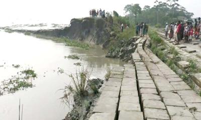 হস্তান্তরের আগেই ২৪২ কোটি টাকার বাঁধে ভাঙন