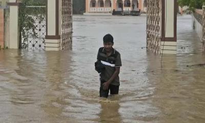 গুজরাটে ভয়াবহ বন্যা, ২৯ জনের মৃত্যু