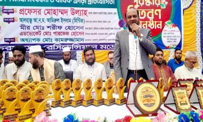 চরফ্যাশন রেসিডেন্সিয়াল মডেল মাদরাসায় শিক্ষার্থী সংবর্ধনা