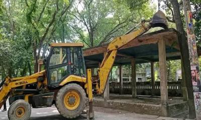 জয়নুল আবেদিন পার্কে উচ্ছেদ অভিযান: সংস্কৃতি অঙ্গনে সমালোচনার ঝড়