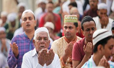 কোটাবিরোধী আন্দোলনে নিহতদের স্মরণে ঢাকার মসজিদে ‘বিশেষ দোয়া’