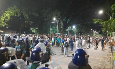 কর্মসূচি স্থগিত করল কোটাবিরোধীরা