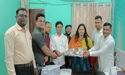 ফরিদগঞ্জে এসিল্যান্ড আজিজুন্নাহের বদলিজনিত বিদায় সংবর্ধনা