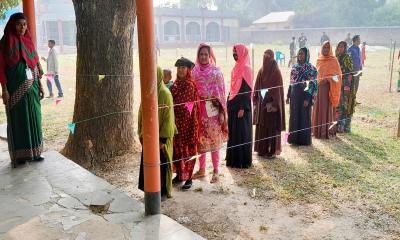 ঘোড়াঘাটে সকালে ভোটার শূন্য, দুপুর পর্যন্ত ভোট পড়েছে ২০ শতাংশ