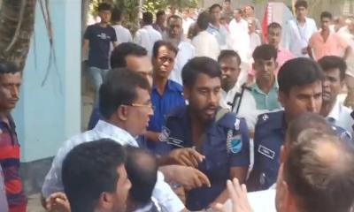 চেয়ারম্যান প্রার্থীর সমর্থকদের হামলায় ১০ সাংবাদিক আহত