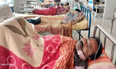 রাজবাড়ীতে ব্যবসায়ীকে হাতুড়ি পেটা, বাড়ী ভাংচুর