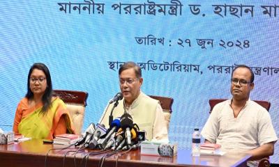 খালেদা জিয়া স্বেচ্ছায় বেসরকারি হাসপাতালে গেছেন,  দায় সরকারের নয়