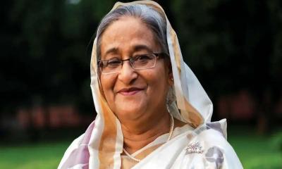দেশ পরিচালনায় মসৃণভাবে এগিয়ে যাচ্ছেন শেখ হাসিনা