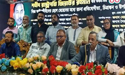 ডিসেম্বরের মধ্যে নির্বাচন দিয়ে সম্মানের সঙ্গে চলে যাবেন