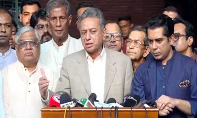 সবাইকে একমত হতে হবে, এটা বাকশালী চিন্তা