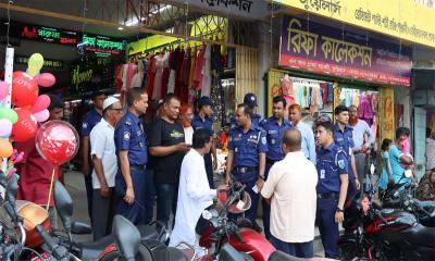 কুড়িগ্রামে ঈদুল ফিতর উপলক্ষে নিরাপত্তা জোরদার করেছে পুলিশ