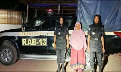 ফেনসিডিলসহ নারী মাদক ব্যবসায়ী গ্রেপ্তার