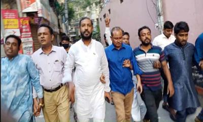 রাজধানীতে হরতাল সমর্থনে লেবার পার্টির ঝটিকা মিছিল