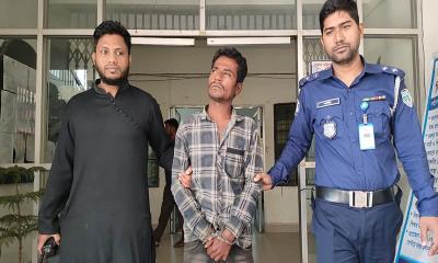 মাটিরাঙ্গায় সম্পত্তির জন্য মা-বাবাকে কুপিয়ে জখম, ছেলে আটক