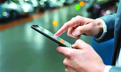 দেশে মোবাইল ইন্টারনেট গ্রাহক কমেছে ৩৫ লাখ