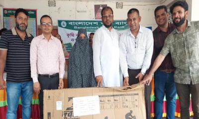নাগরপুরে কৃষি ব্যাংকের রেমিট্যান্স পুরস্কার বিতরণ