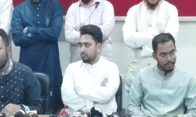 ধর্ষণের শিকার কলেজ ছাত্রীর পরিবারের পাশে নাহিদ ইসলাম