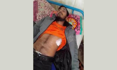 ছুরিকাঘাতে যুবককে হত্যাচেষ্টার অভিযোগ, থানায় মামলা