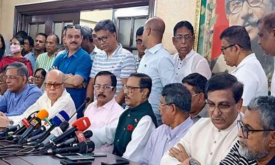 ‘কমপ্লিট শাটডাউনে’ মাঠে নেমেছে বিএনপি-জামায়াত বললেন ওবায়দুল কাদের