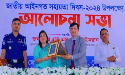 ফেনীতে বছরে বিনামূল্যে ২৩৪ মামলা নিষ্পত্তি, আইনিপরামর্শ ৩ শতাধিক