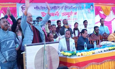 পিরোজপুরে শহীদ জিয়া নাইট ক্রিকেট টুর্নামেন্ট উদ্বোধন