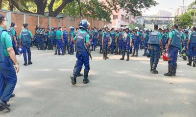 পরিস্থিতি নিয়ন্ত্রণে সতর্ক ছিল পুলিশ